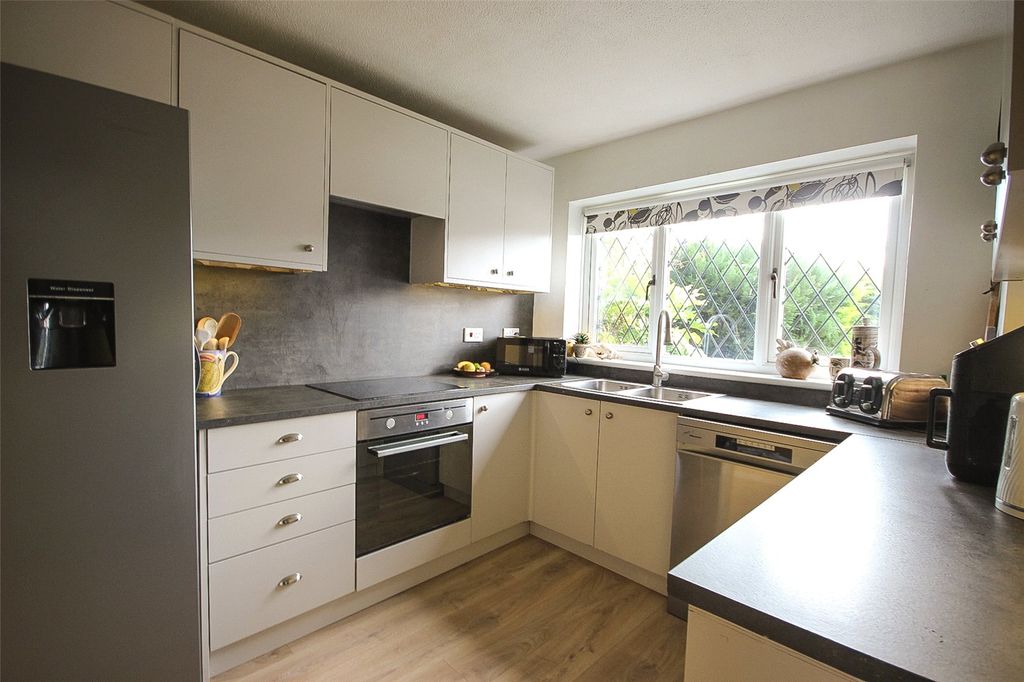 Property photo 2 of 15 Picture No. 07