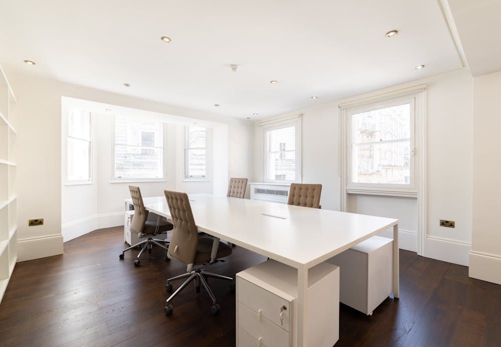 Property photo 3 of 11 349E7Aa82E5F7F038A78Dd25c8F7A00Ahires48Curzonst2.Jpg