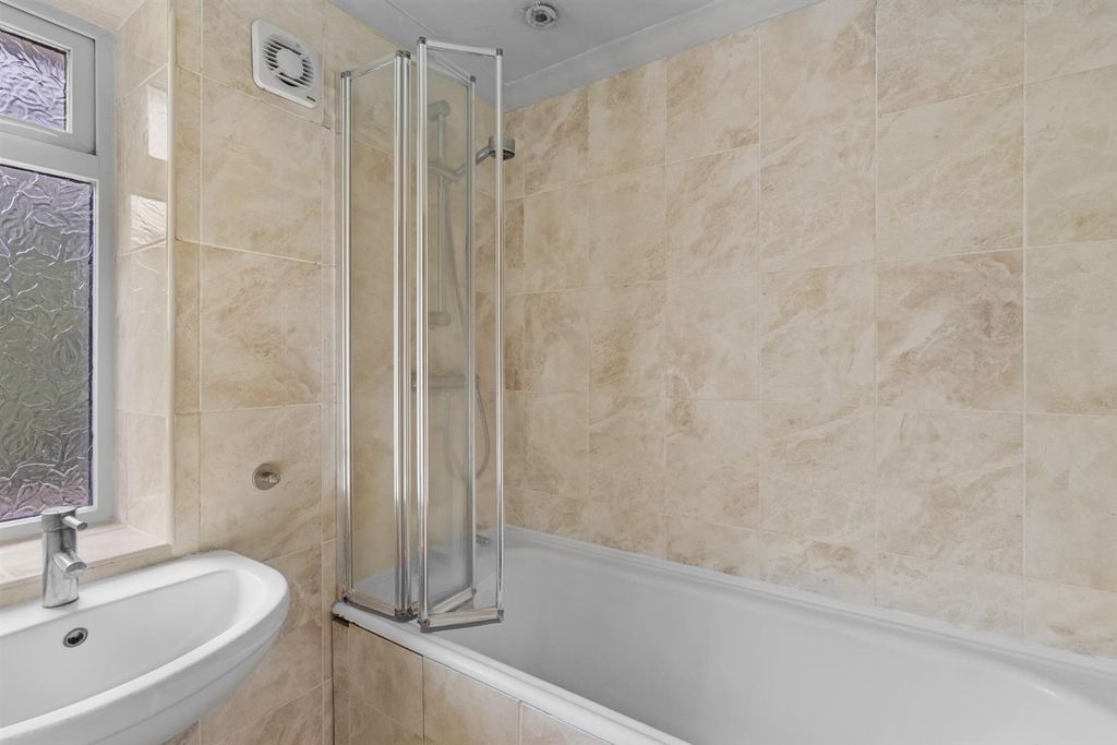 Property photo 3 of 16 59Pettusrd-013.Jpg