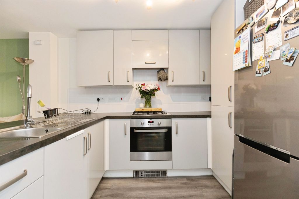 Property photo 2 of 11