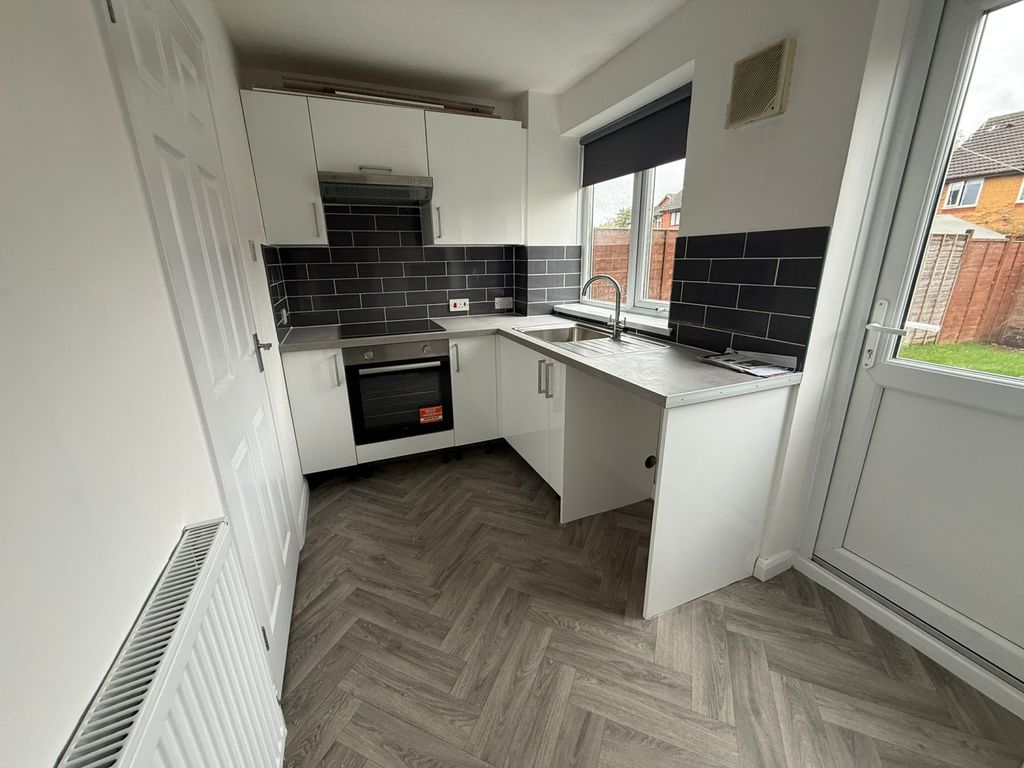 Property photo 2 of 7 d7Afc922-17F7-4Fe2-Ad9d-c14Cbb42c0Cb