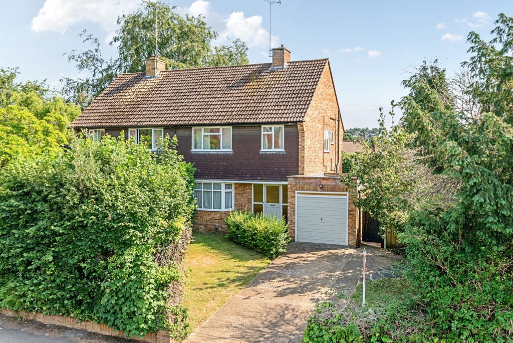 Property photo 1 of 15 1482239-1-6A3957d...