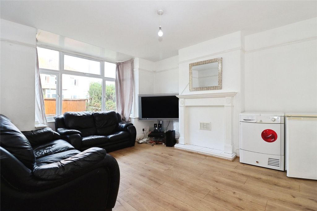 Property photo 2 of 21 Picture No. 26