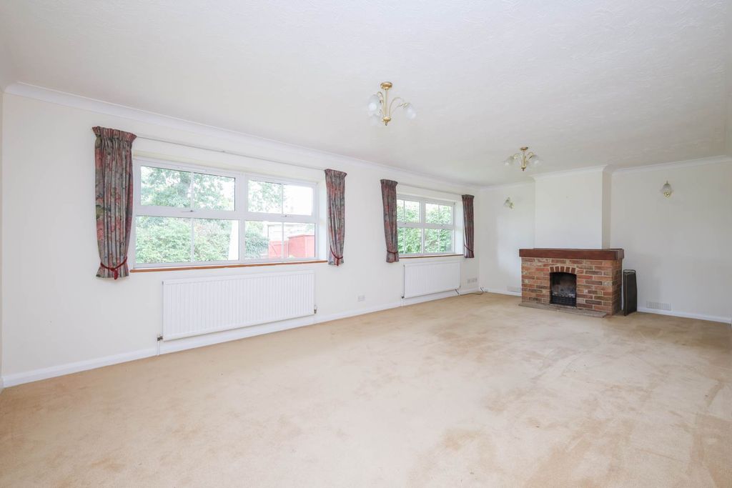 Property photo 3 of 22