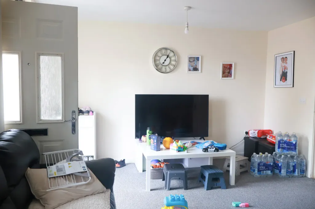 Property photo 2 of 14
