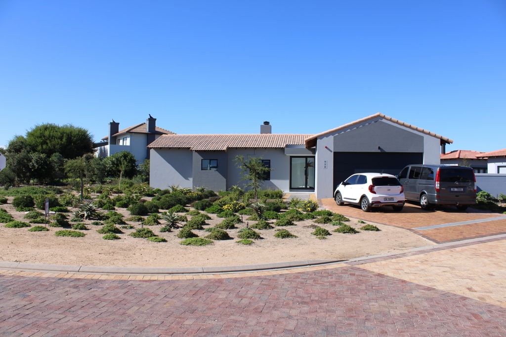 Property photo 3 of 40