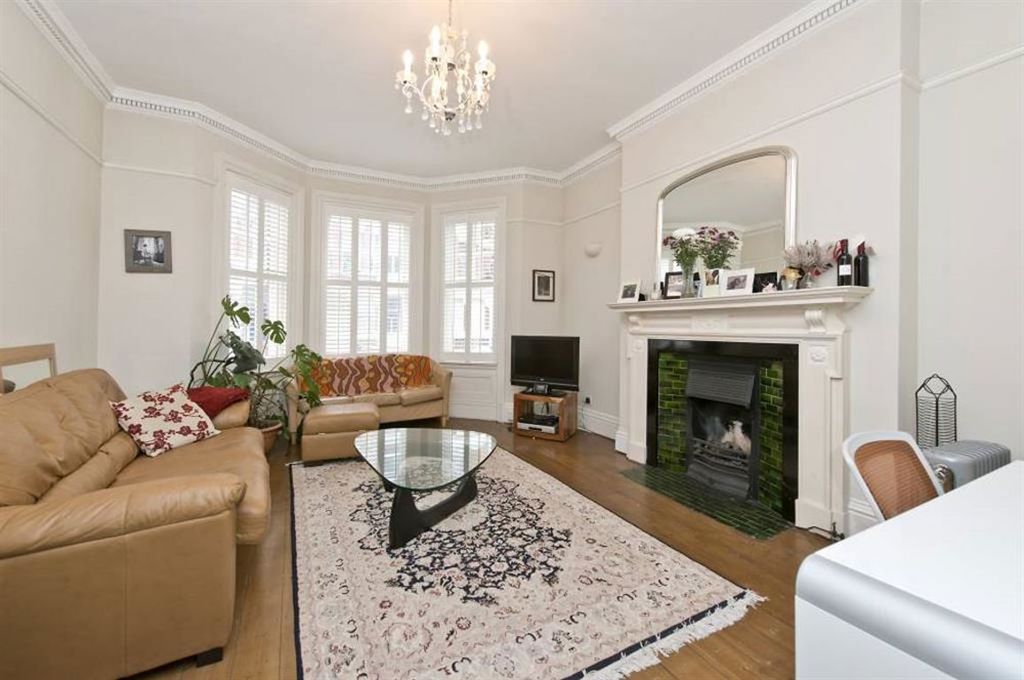 Property photo 1 of 7