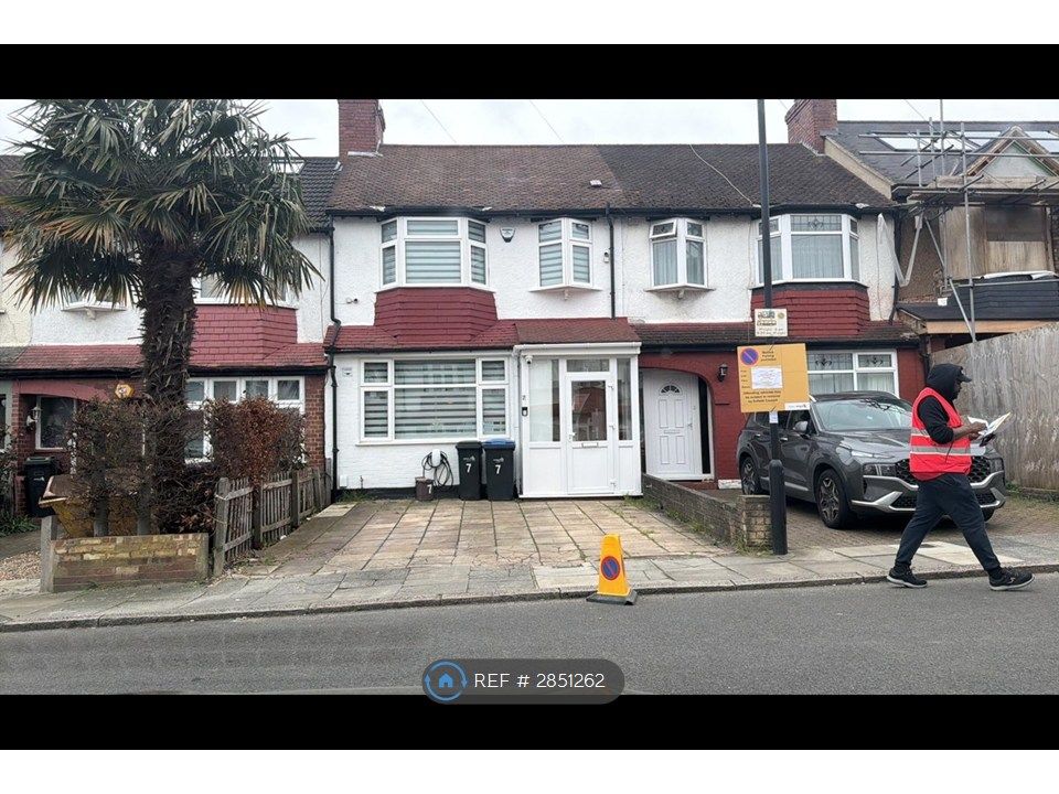 Property photo 3 of 11