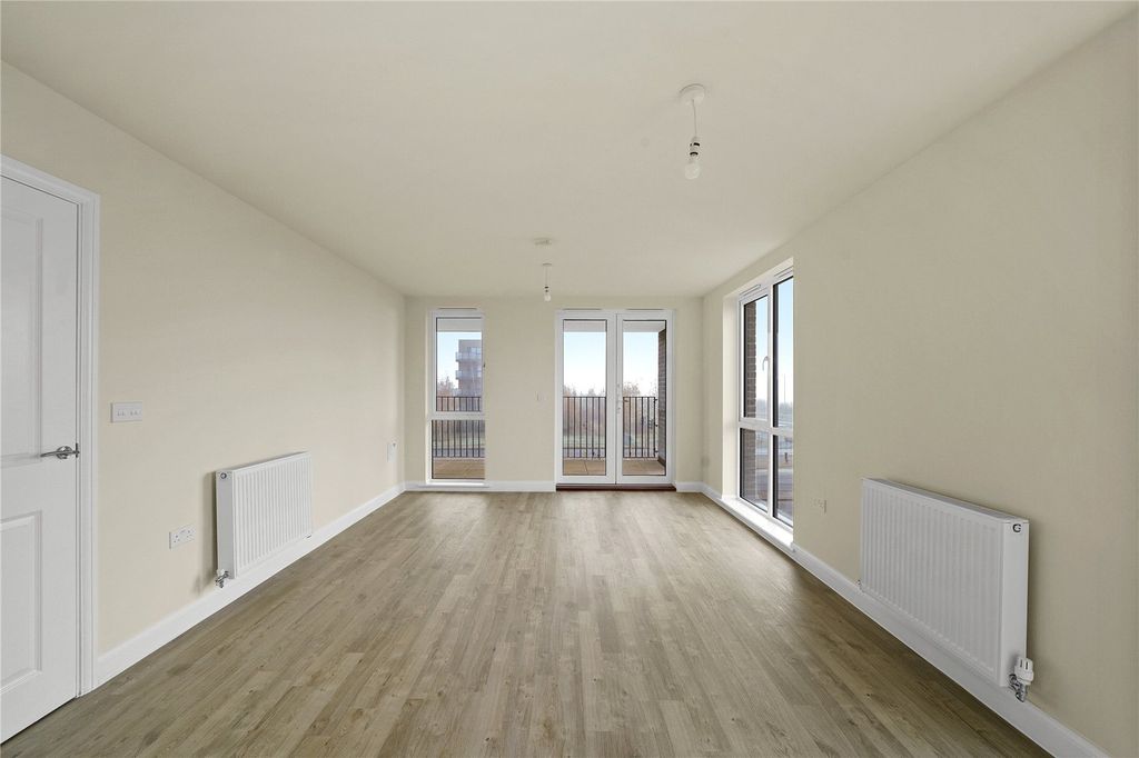 Property photo 3 of 8 Picture No. 07