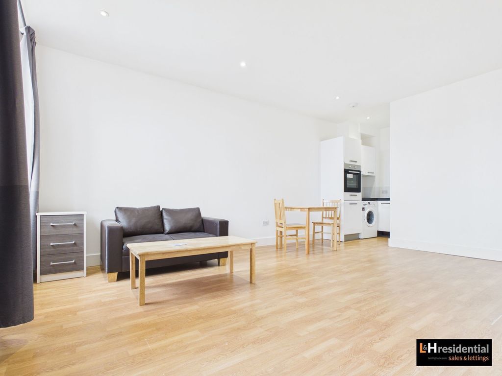 Property photo 2 of 4