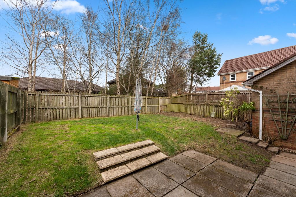 Property photo 2 of 29