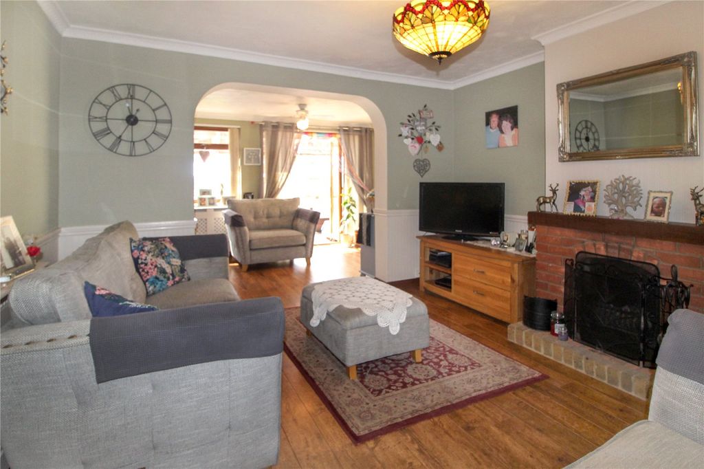 Property photo 2 of 23 Picture No. 26