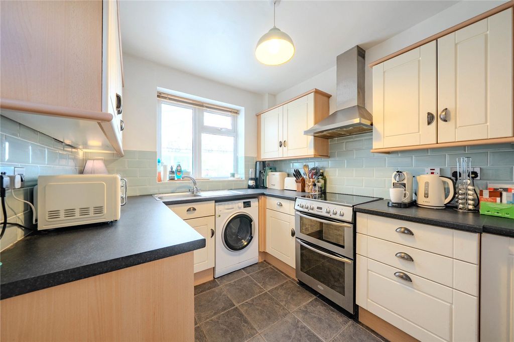 Property photo 3 of 9 Picture No. 08