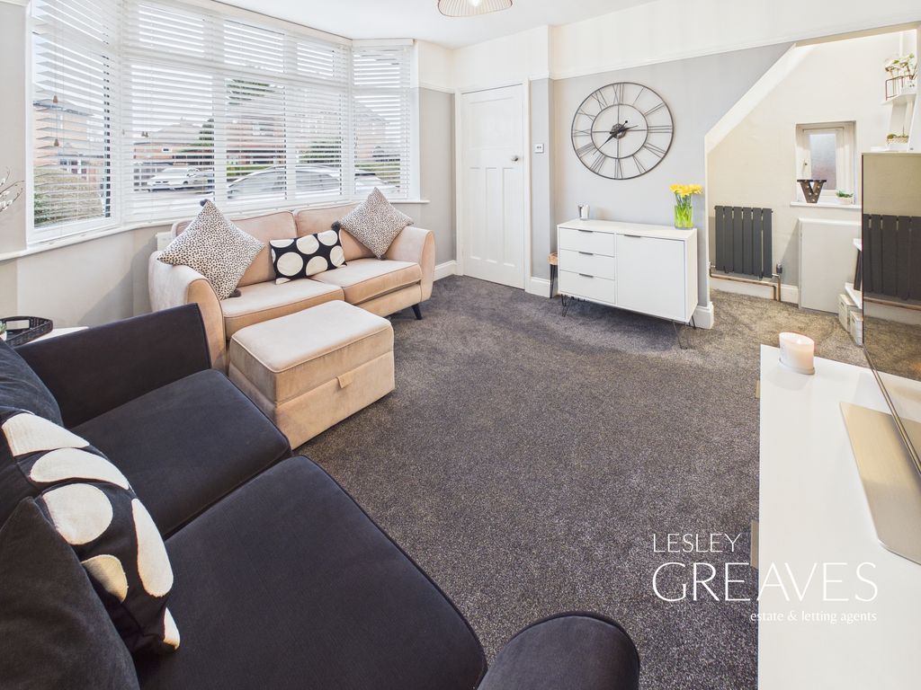 Property photo 2 of 17 Living Room