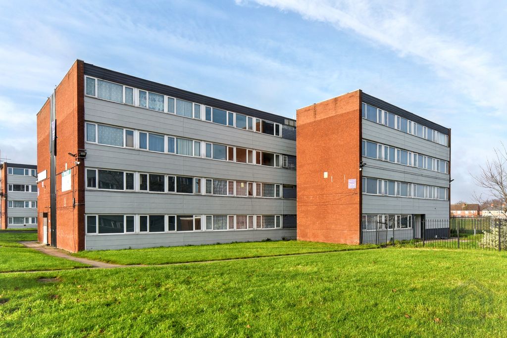 Property photo 1 of 13