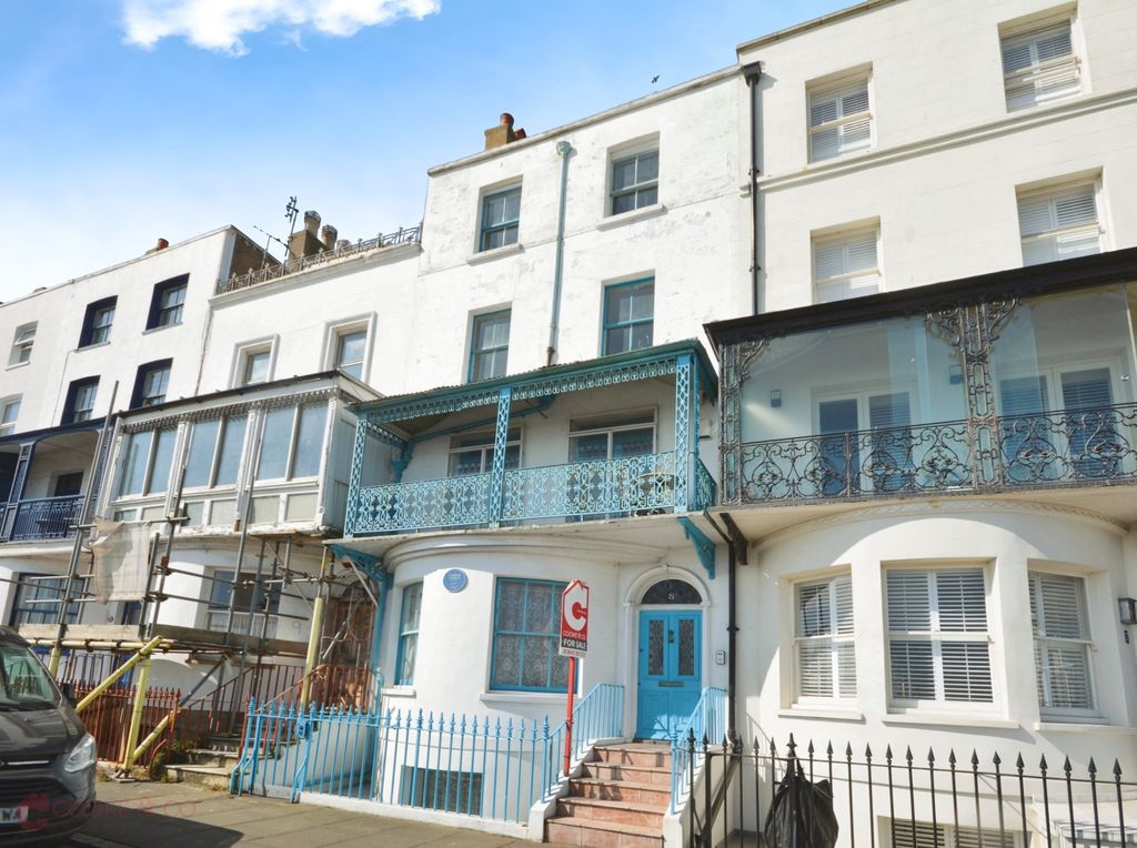 Property photo 1 of 24