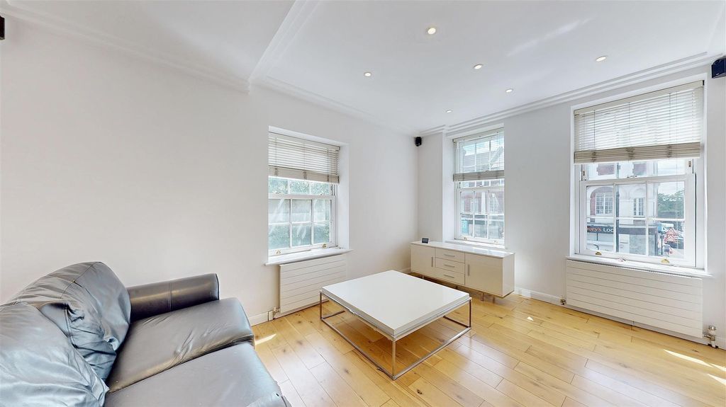 Property photo 3 of 13 P1.Jpg