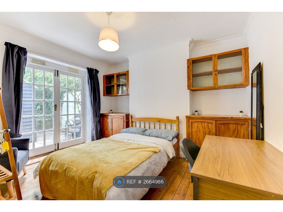 Property photo 1 of 35 Bedroom 2