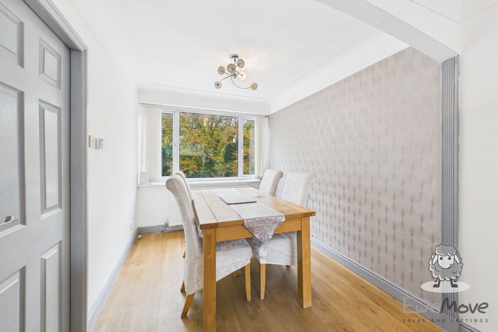 Property photo 3 of 15 12