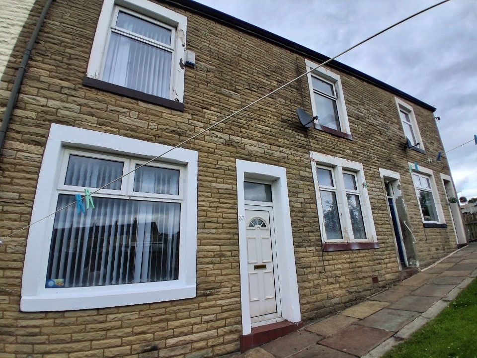 Property photo 2 of 22