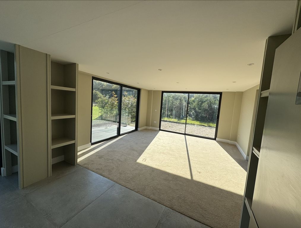 Additional image 4 of 4 bed property to rentPark Mews, Park Lane, Godden Green TN15