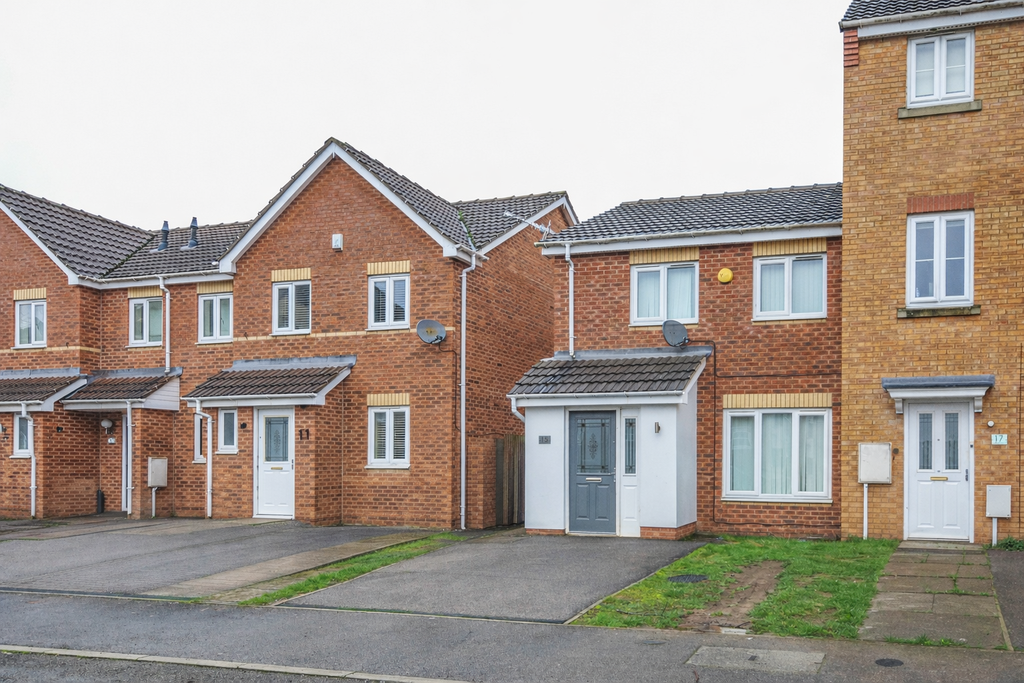 Property photo 1 of 2