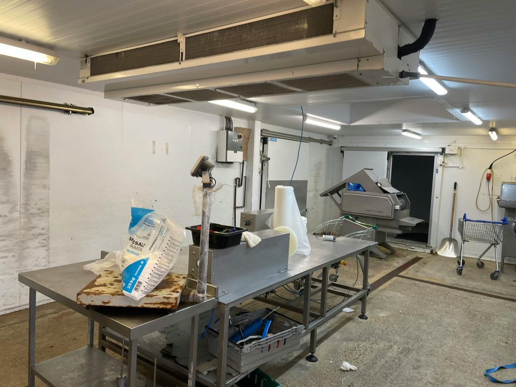 Property photo 3 of 10 Img_2212.Jpeg