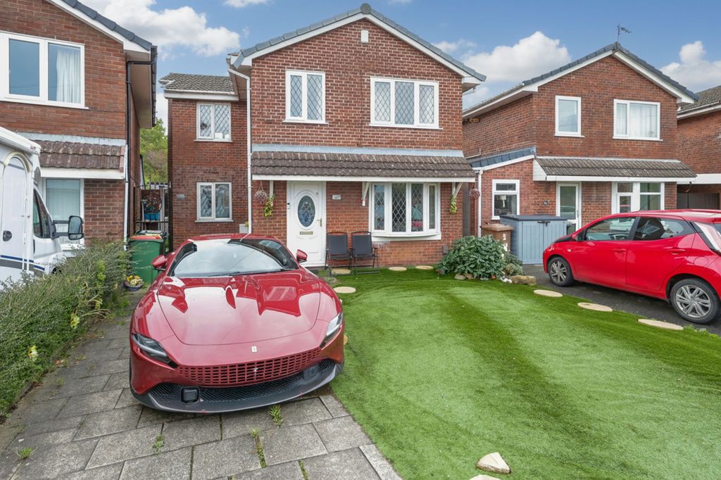 Property photo 1 of 30