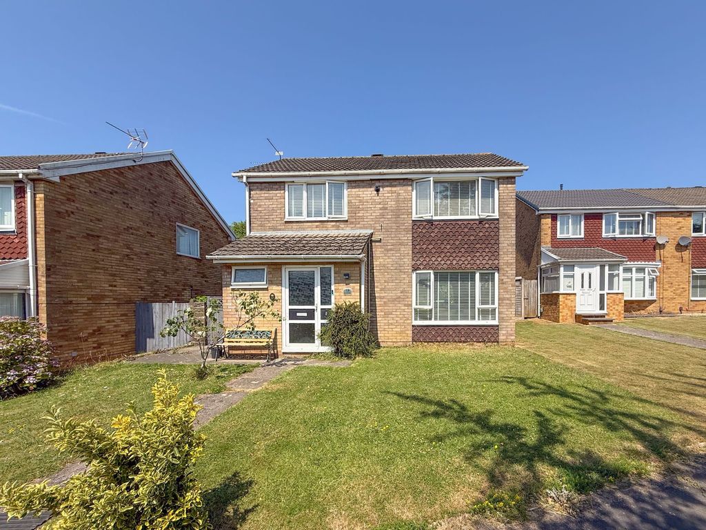 Property photo 1 of 32