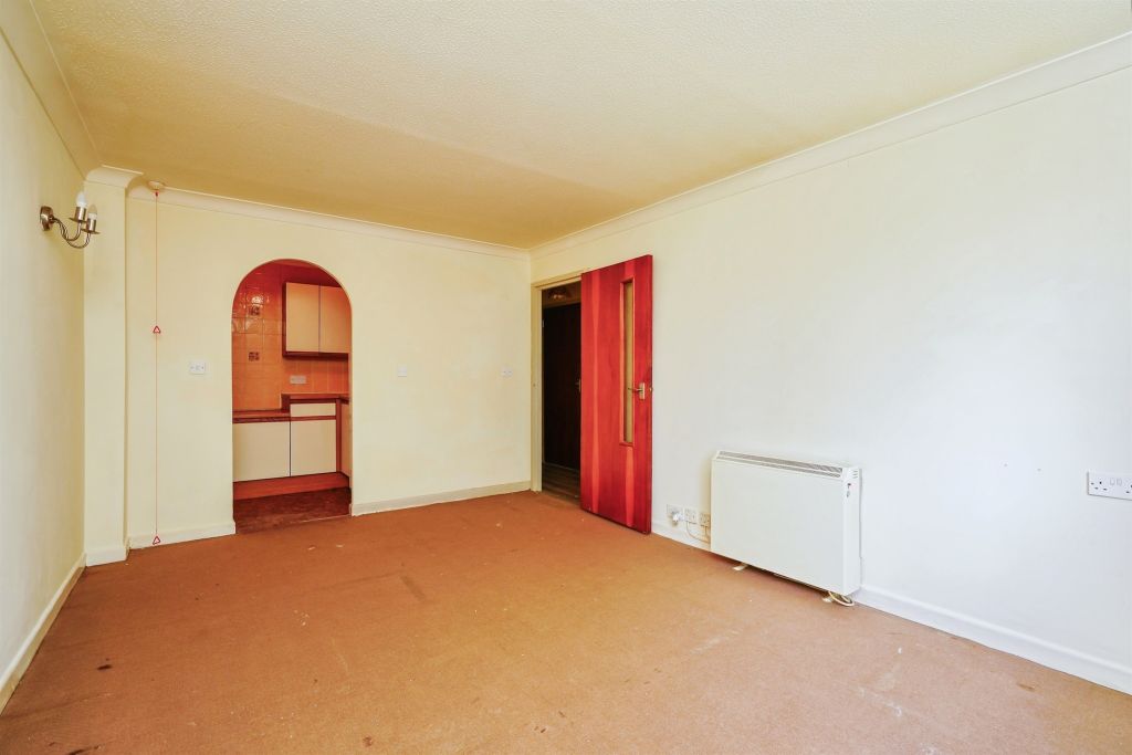 Property photo 3 of 17