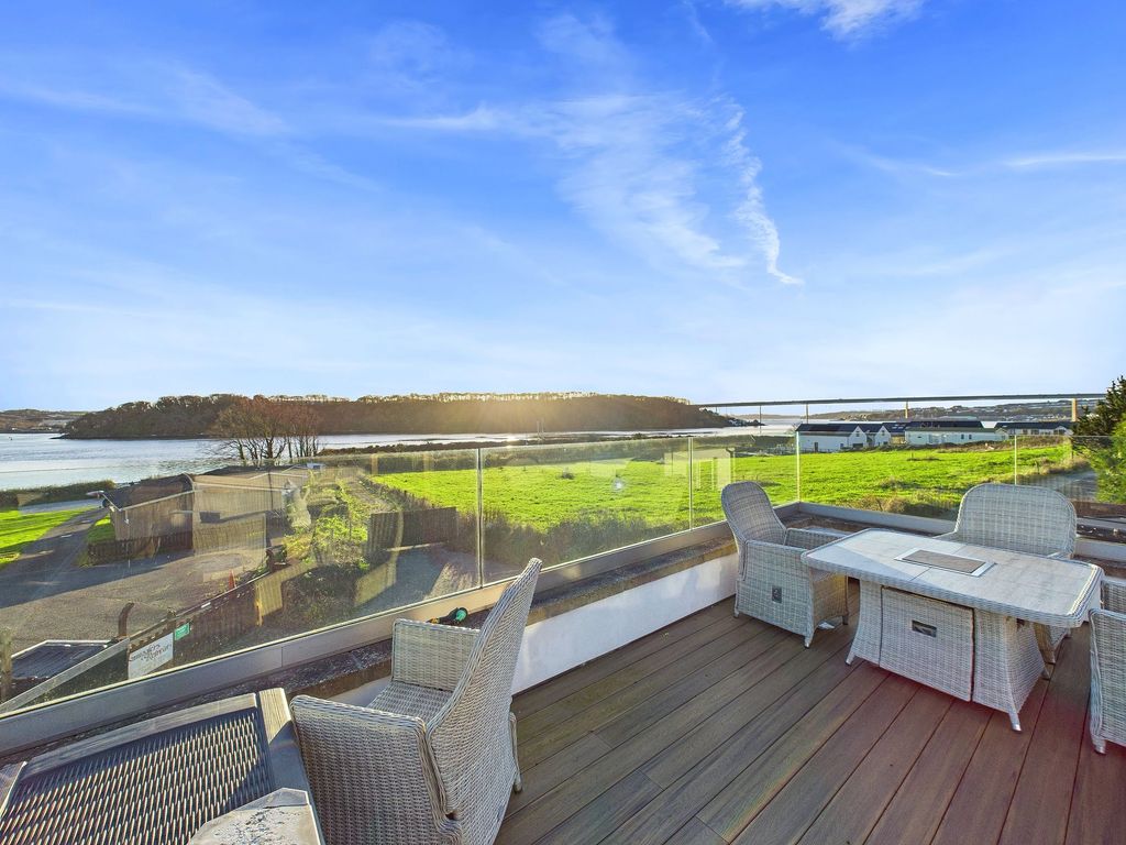 Property photo 3 of 29