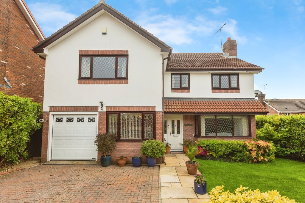 Property photo 2 of 33