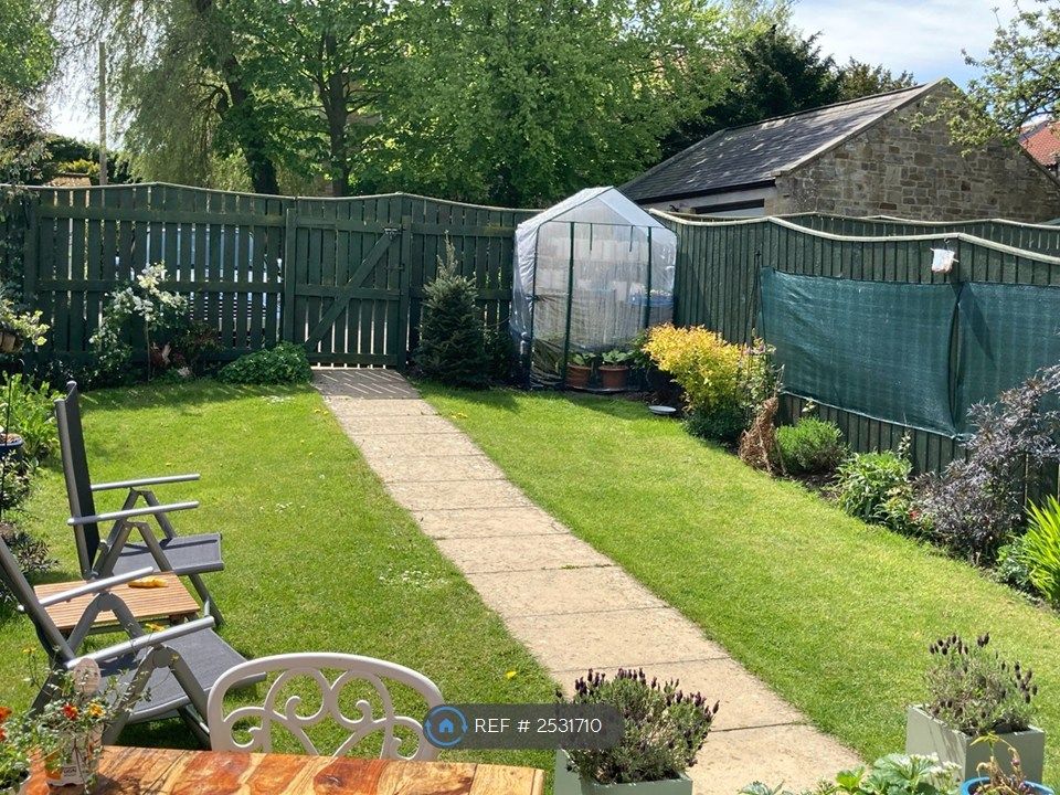 Property photo 3 of 10 Garden