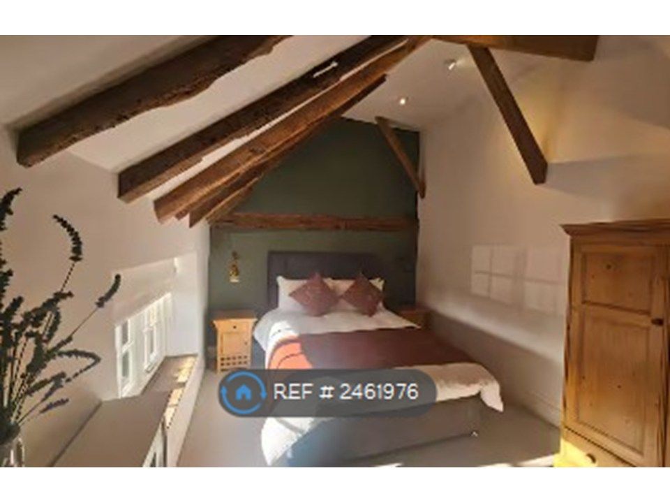 Property photo 3 of 16 Bedroom 3