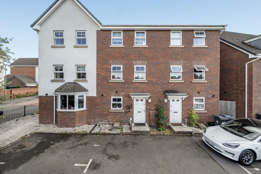Property photo 1 of 14 1340346-1-68B1c3E474F0c