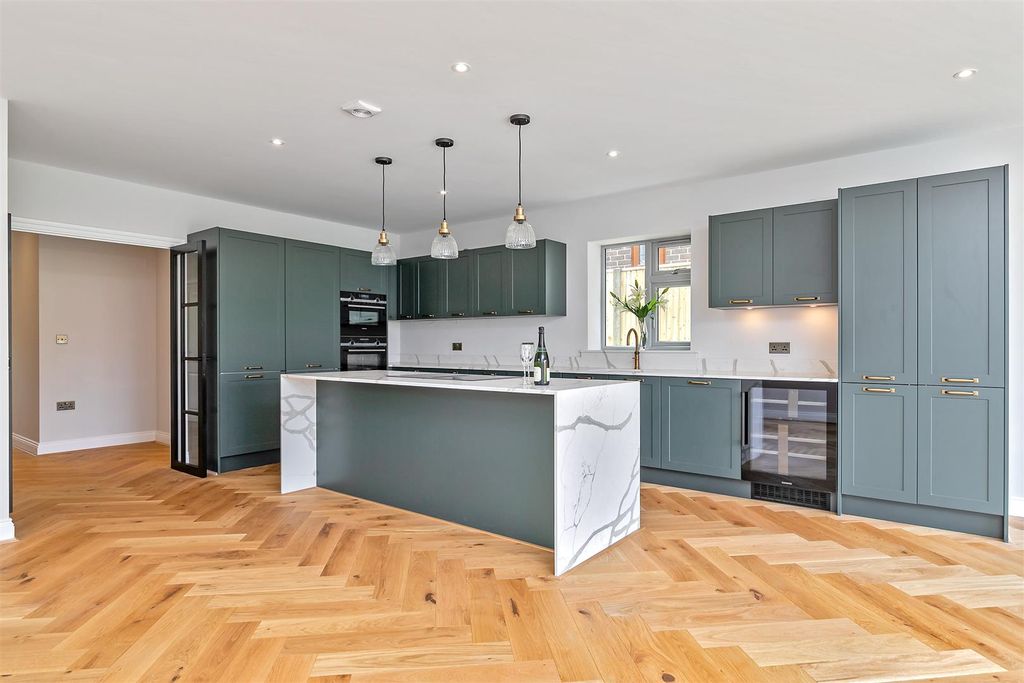 Property photo 2 of 28 6Highfieldroad-39.Jpg