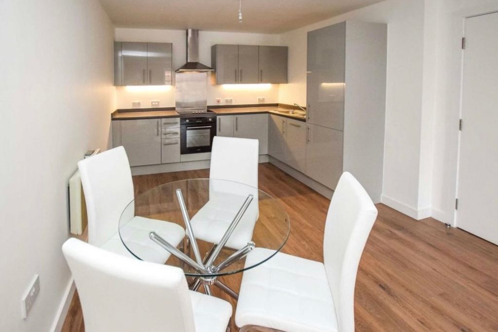 Property photo 2 of 7