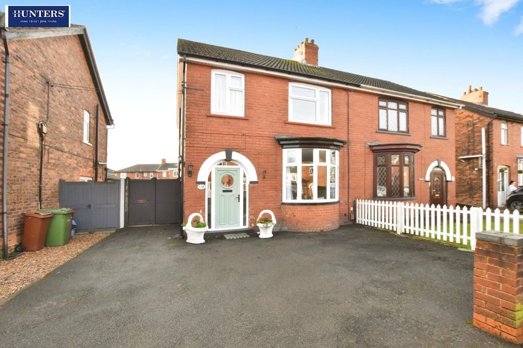 Property photo 1 of 30