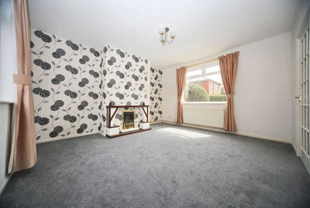 Property photo 3 of 22