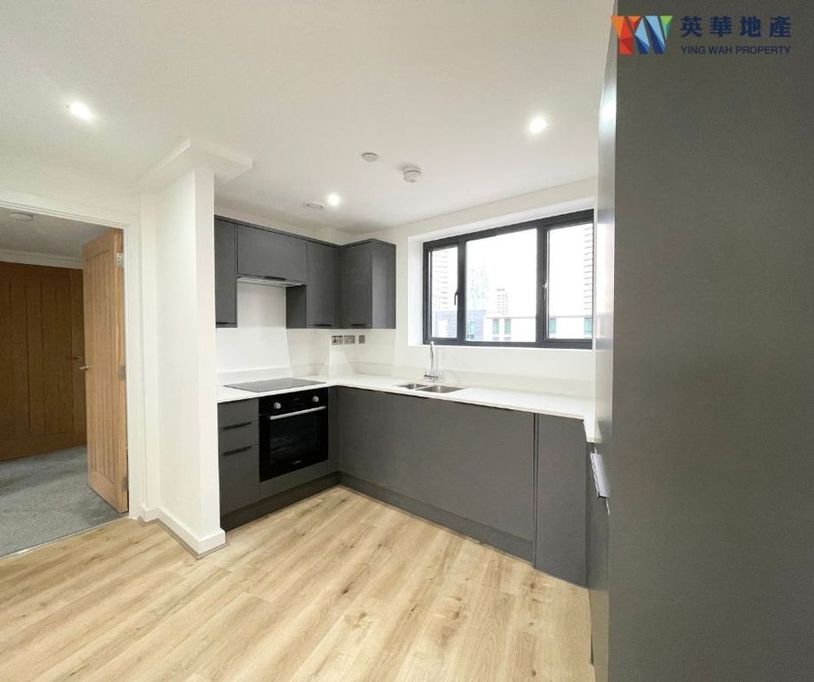 Property photo 2 of 14