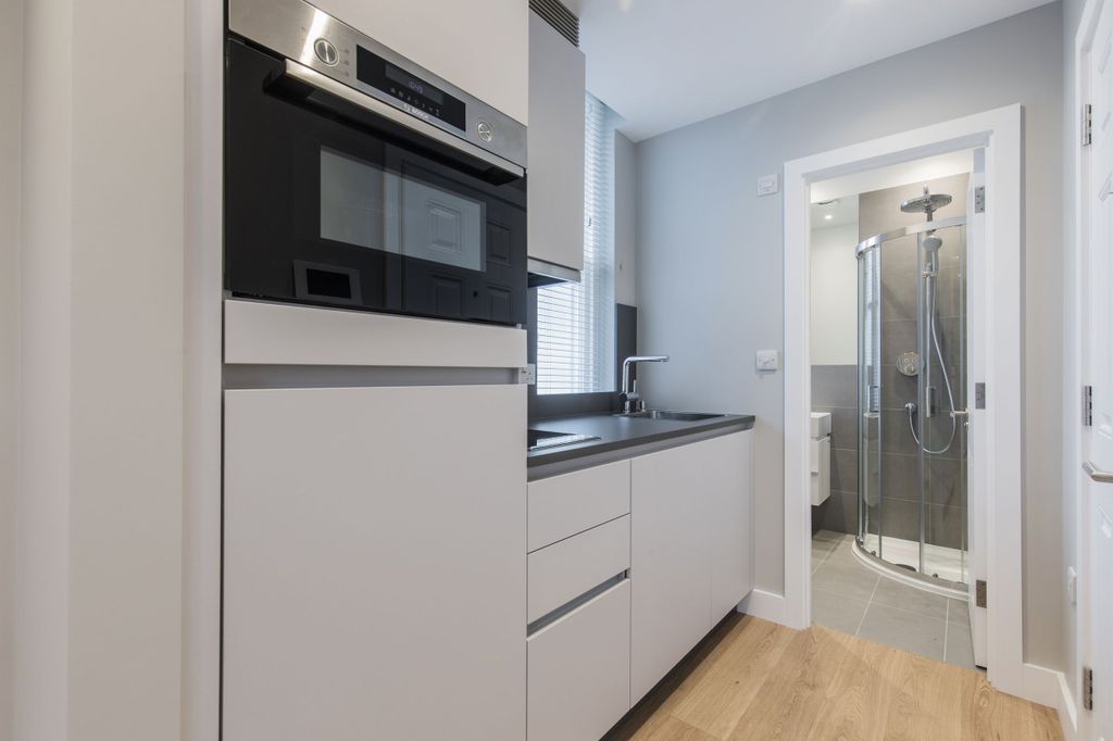 Property photo 1 of 14 Kitchen