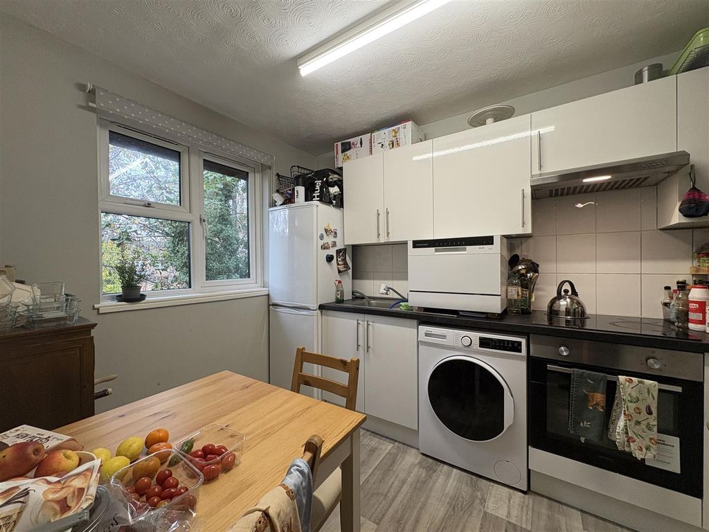 Property photo 3 of 8 Image00002.Jpeg