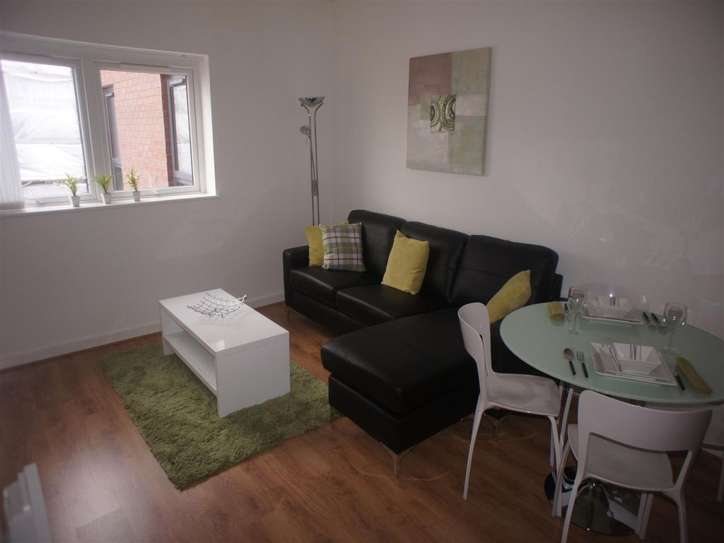 Property photo 2 of 6