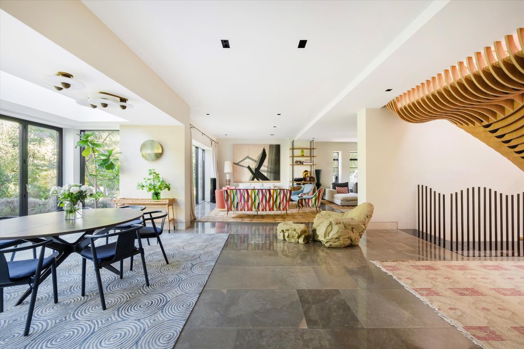 Property photo 1 of 33 Image