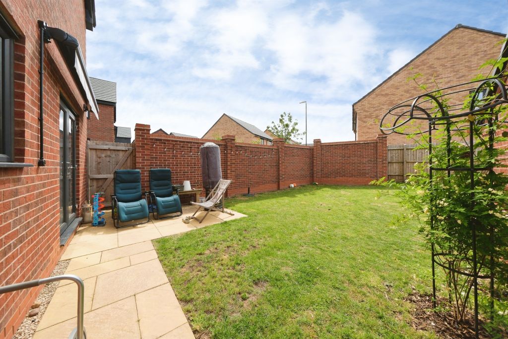Property photo 3 of 19