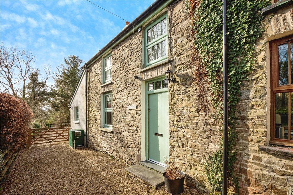 Property photo 1 of 24 Picture No. 33