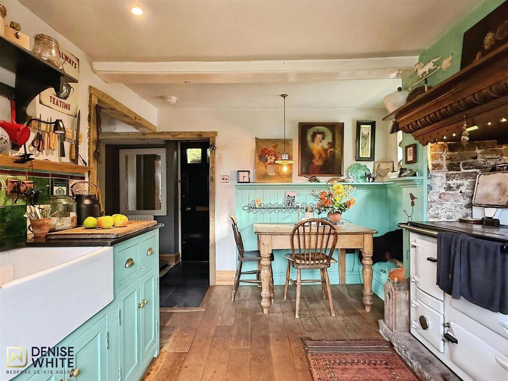 Property photo 2 of 36 Kitchen