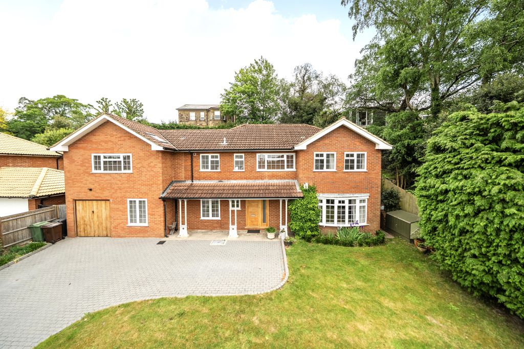 Property photo 1 of 15