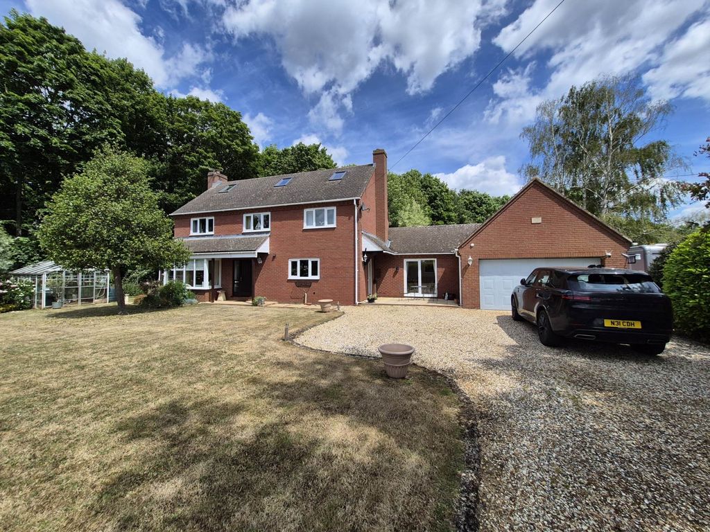 Property photo 1 of 34