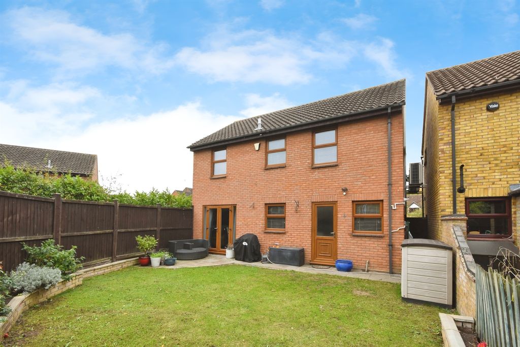 Property photo 3 of 16